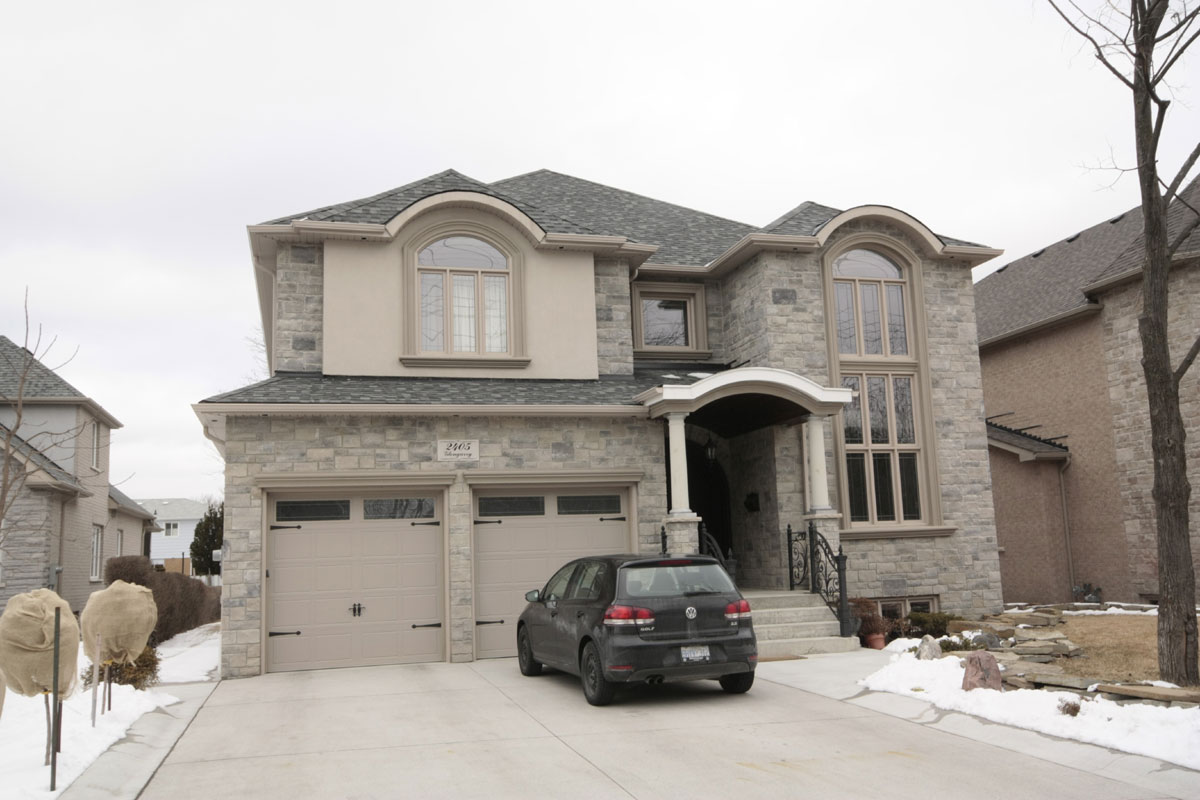 Glengarry House B & C lgci